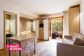 Studio La Romantica con terrazzino by Wonderful Italy Giardini Naxos